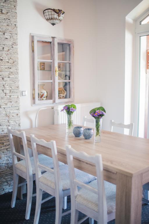 Apartmany U Papousku Jindřichŭv Hradec Exteriör bild