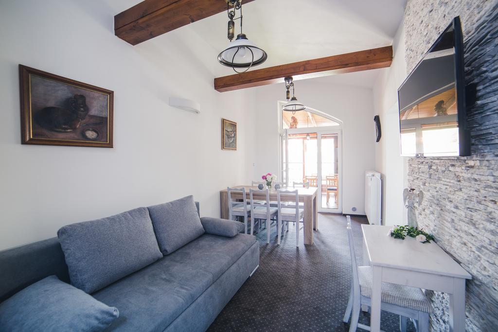Apartmany U Papousku Jindřichŭv Hradec Exteriör bild